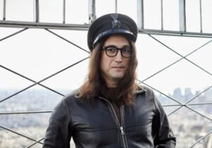 Sean Ono Lennon es herencia musical y perspectiva contemporánea