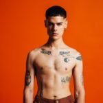 Ca7riel breaks the genre from within