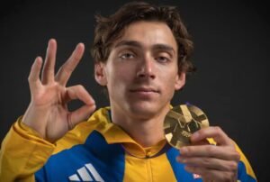 Armand Duplantis: el rey del salto con pértiga y referente mundial del atletismo