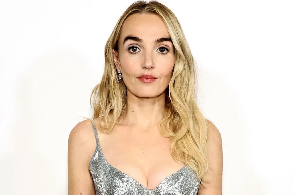 Chloe Fineman y la comedia de la observación