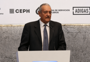 Quién es Ernesto López Anadón
