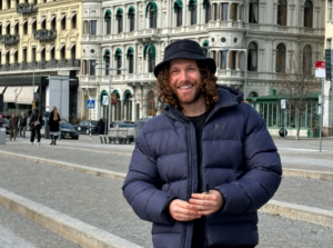 Martín Vázquez Jones en la ribera del río Suquía